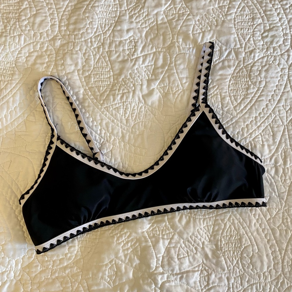 Cupshe Black Bikini Top